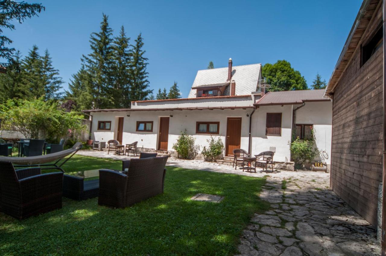 Villa Dei Pini 佩斯卡塞罗利 外观 照片