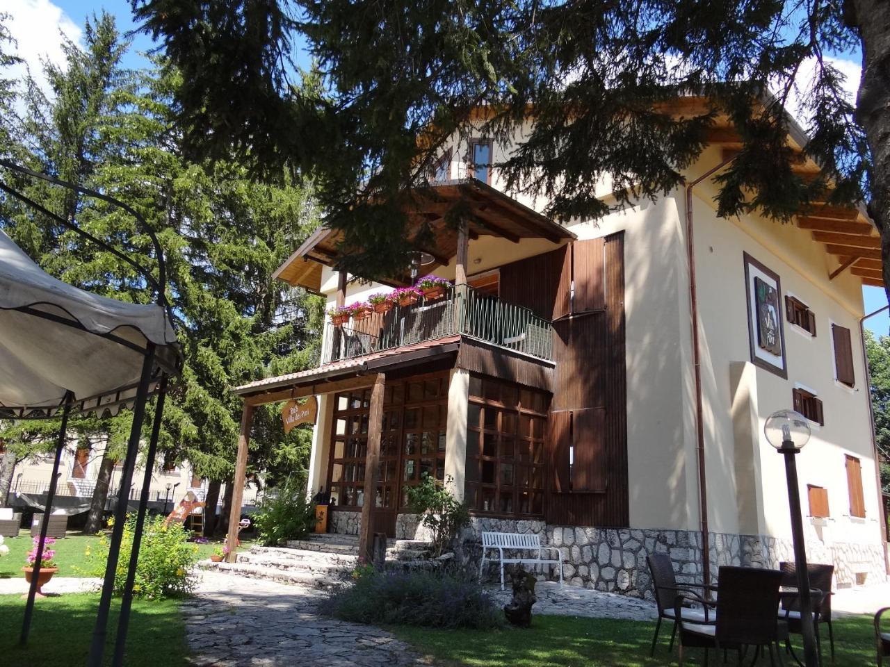 Villa Dei Pini 佩斯卡塞罗利 外观 照片