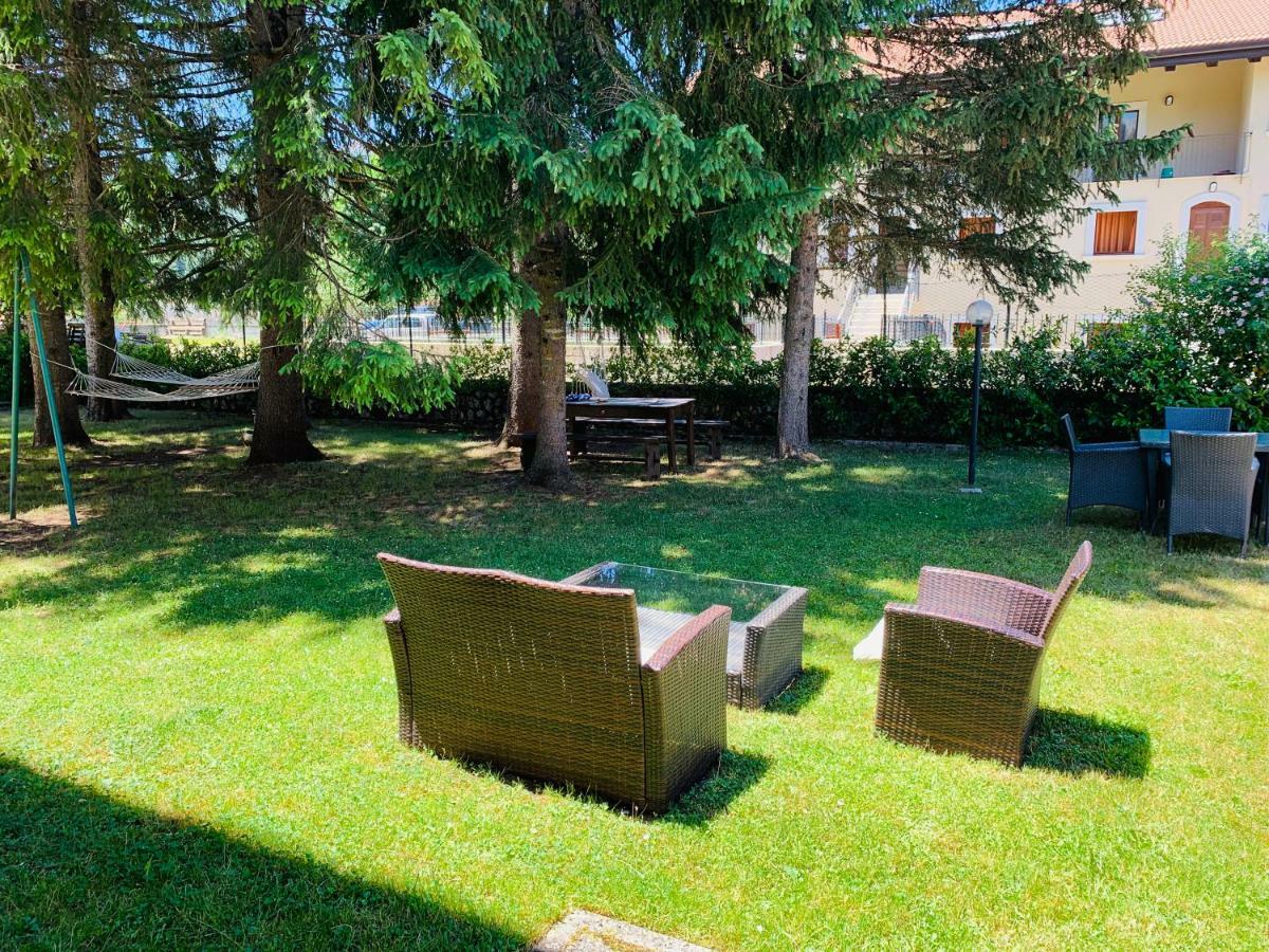 Villa Dei Pini 佩斯卡塞罗利 外观 照片